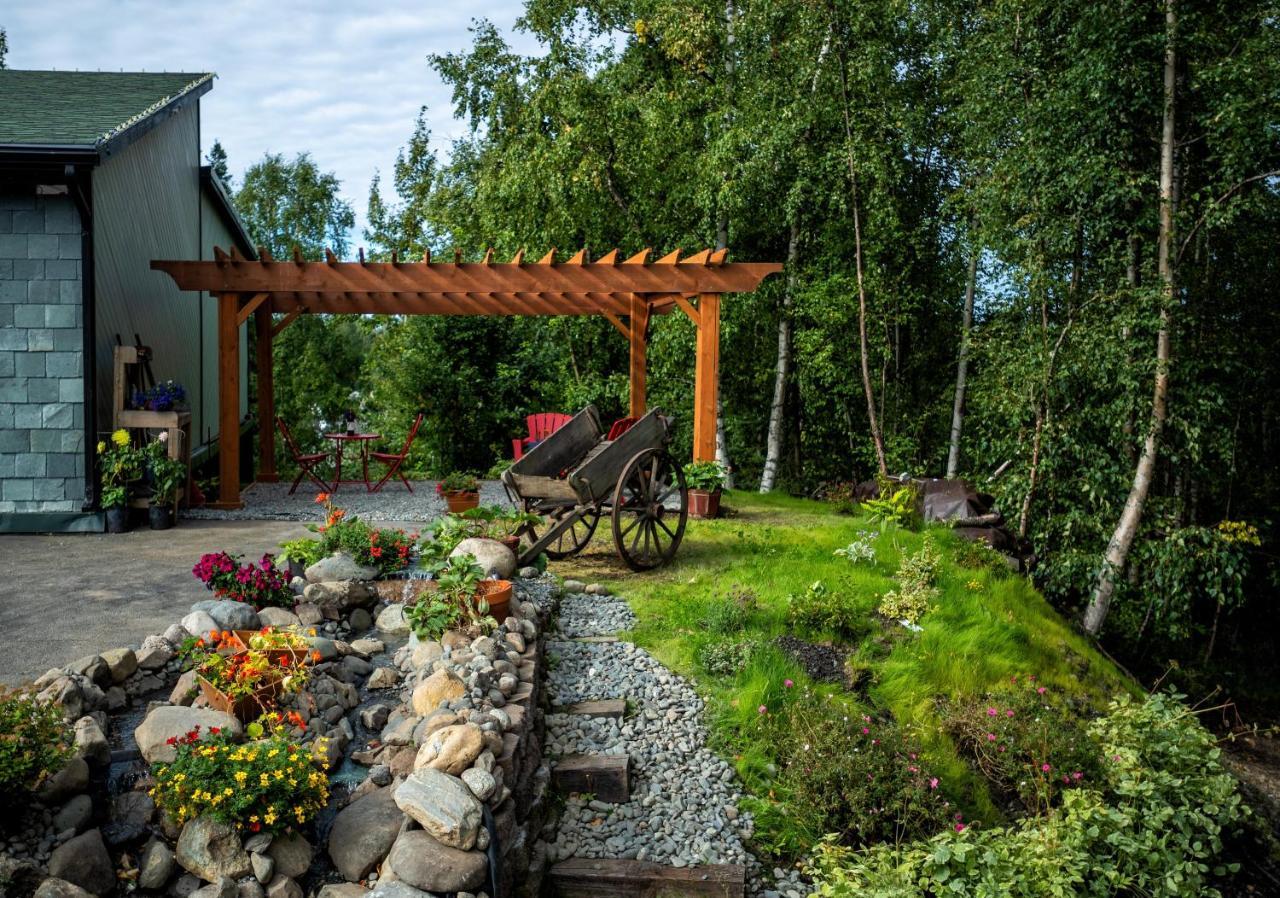 Alaska House Of Jade Bed And Breakfastアンカレッジ エクステリア 写真